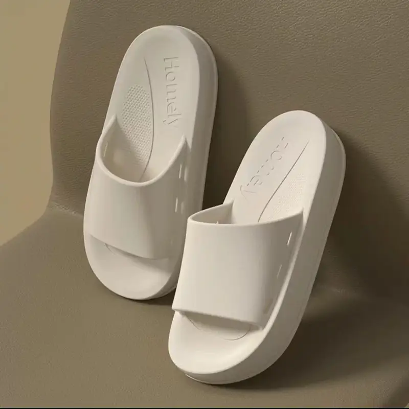 Slippers sraith bhaile